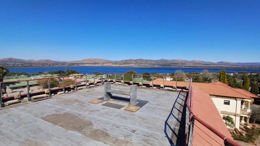 3 Bedroom Property for Sale in Kosmos Ridge North West